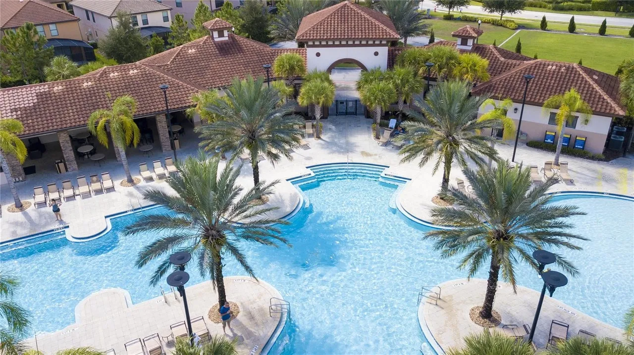 Slide show image of the Orlando Florida Home for Sale 62