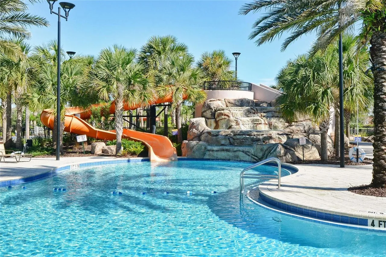 Slide show image of the Orlando Florida Home for Sale 63