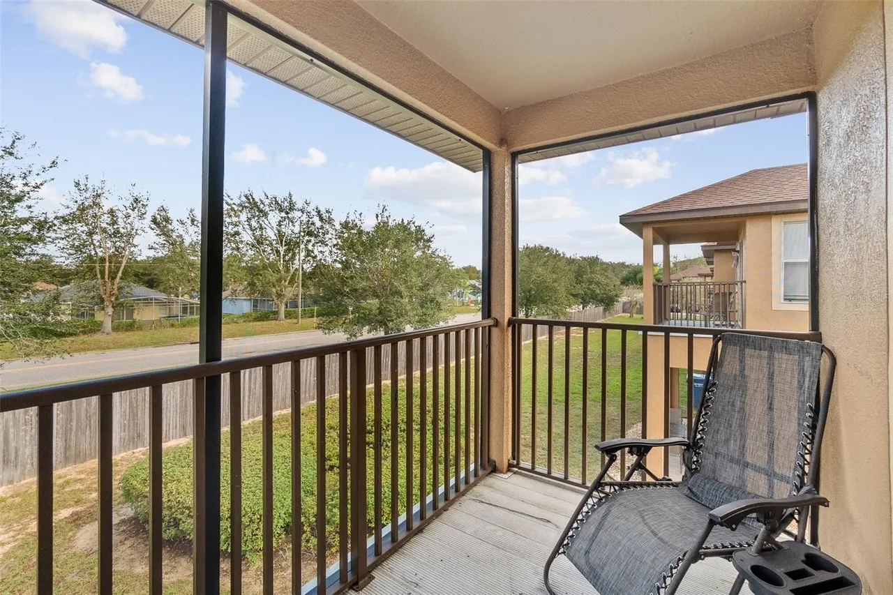 Slide show image of the Orlando Florida Home for Sale 14