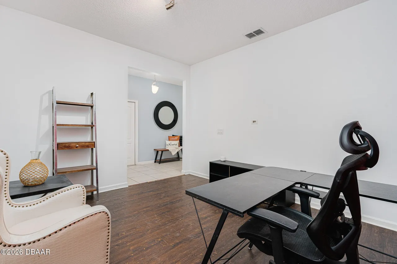 Slide show image of the Orlando Florida Home for Sale 06