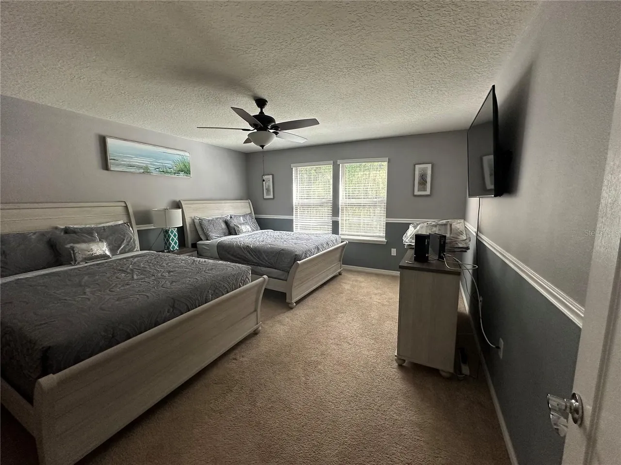 Slide show image of the Orlando Florida Home for Sale 08