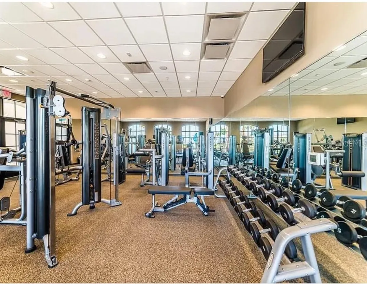 Slide show image of the Orlando Florida Home for Sale 18