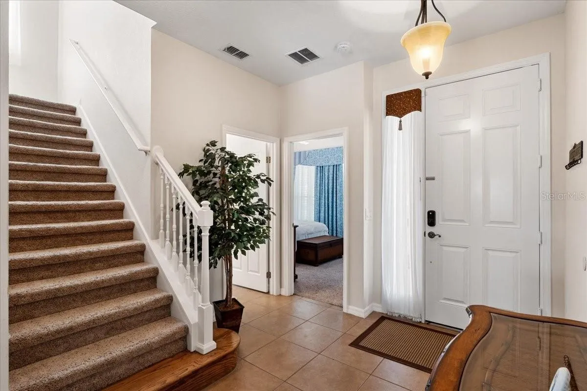 Slide show image of the Orlando Florida Home for Sale 07