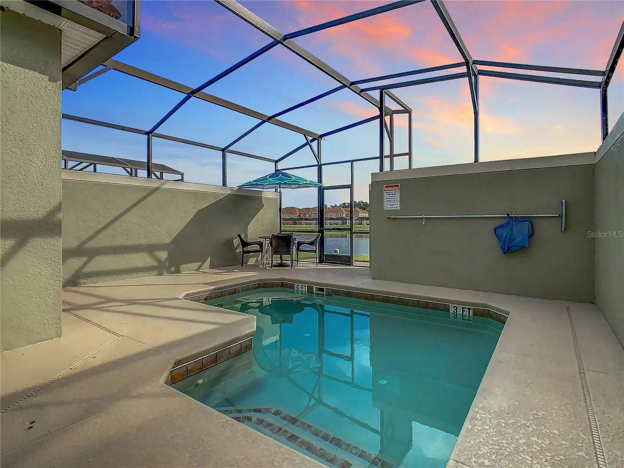 Slide show image of the Orlando Florida Home for Sale 02