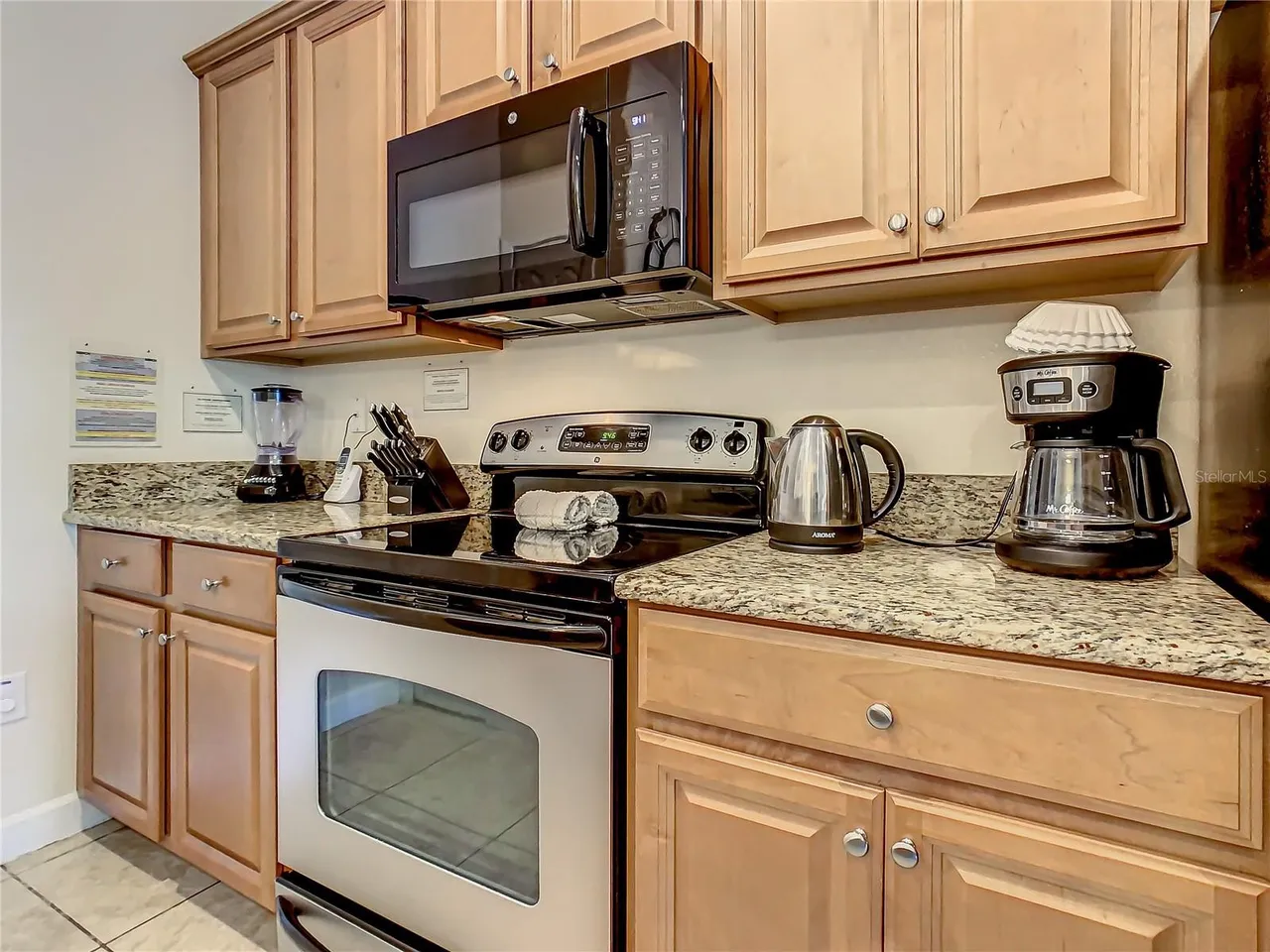 Slide show image of the Orlando Florida Home for Sale 07