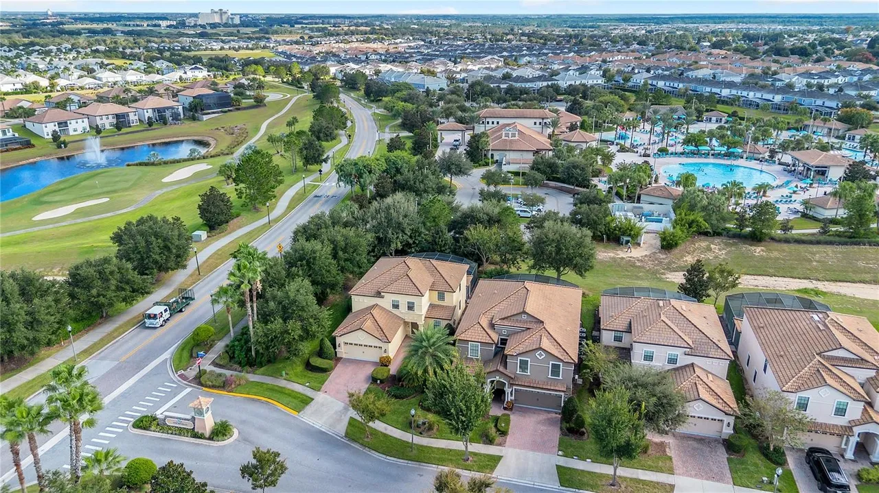 Slide show image of the Orlando Florida Home for Sale 43