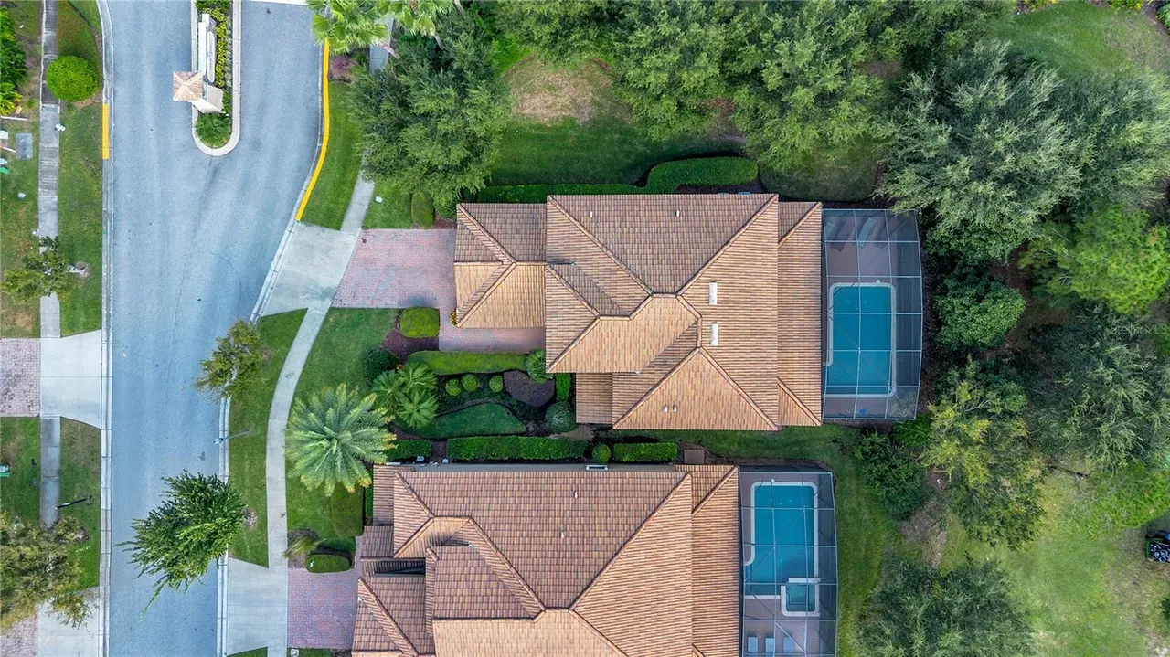 Slide show image of the Orlando Florida Home for Sale 44