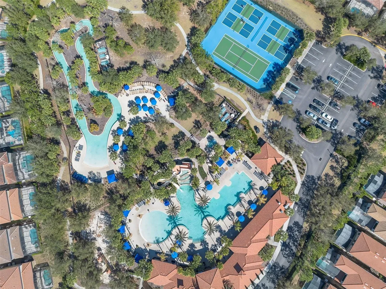 Slide show image of the Orlando Florida Home for Sale 44