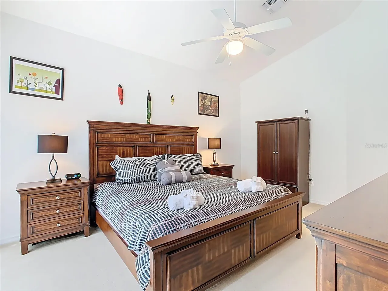 Slide show image of the Orlando Florida Home for Sale 21