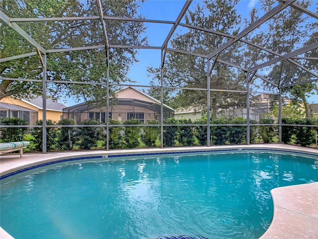 Slide show image of the Orlando Florida Home for Sale 45