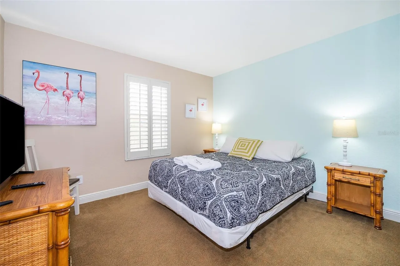 Slide show image of the Orlando Florida Home for Sale 12