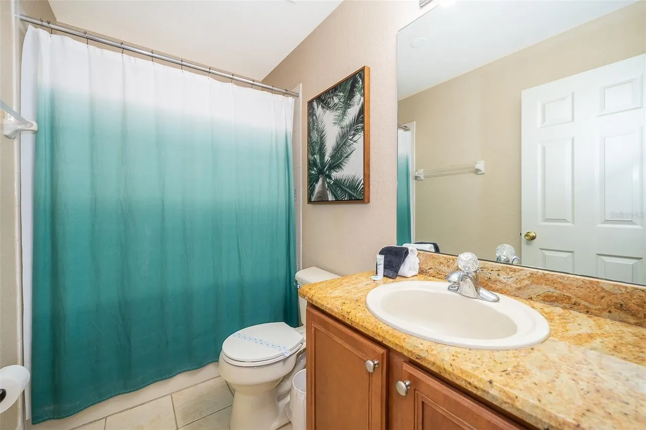 Slide show image of the Orlando Florida Home for Sale 13