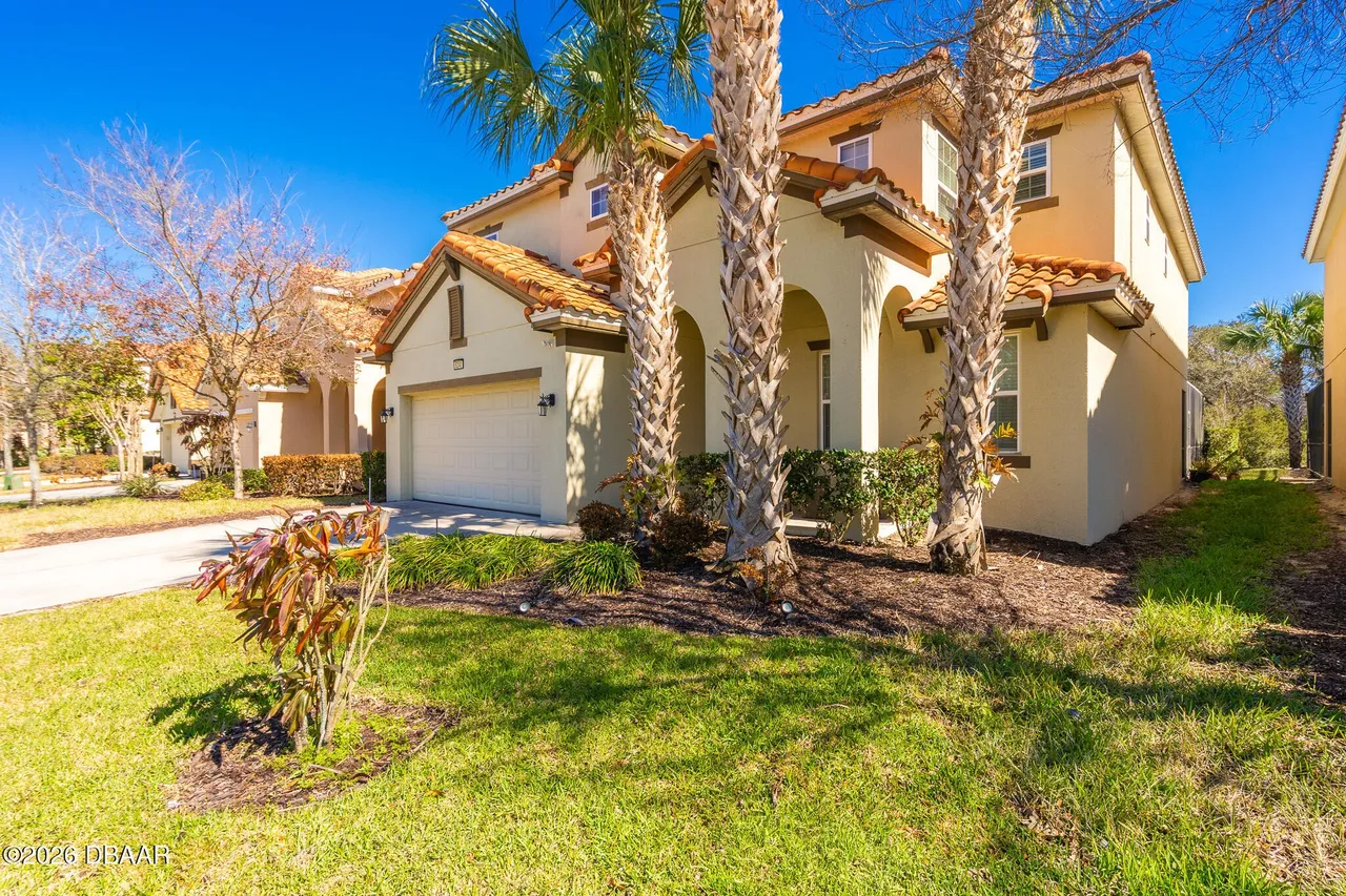 Slide show image of the Orlando Florida Home for Sale 03