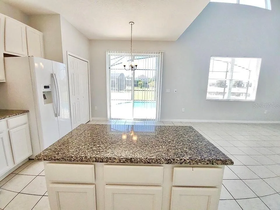 Slide show image of the Orlando Florida Home for Sale 07