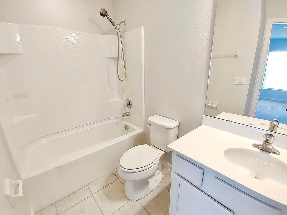 Slide show image of the Orlando Florida Home for Sale 14