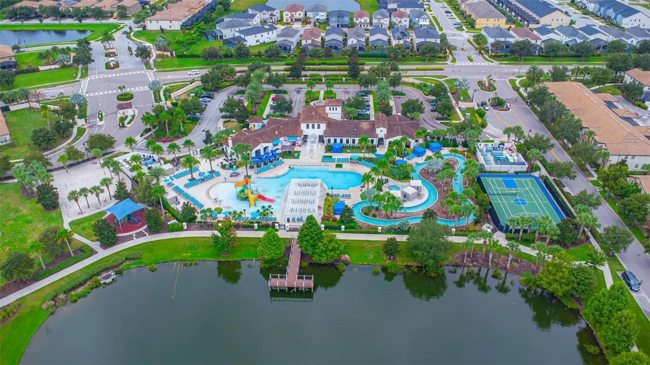 Slide show image of the Orlando Florida Home for Sale 45