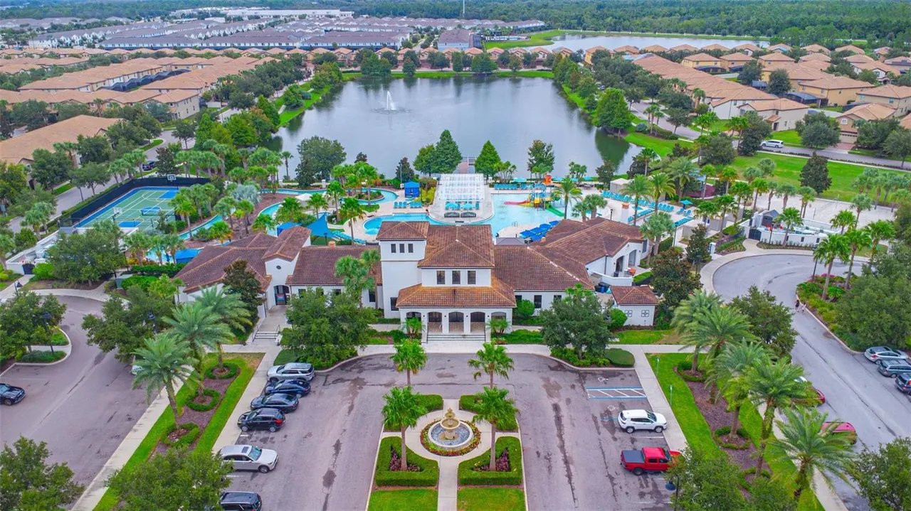 Slide show image of the Orlando Florida Home for Sale 49