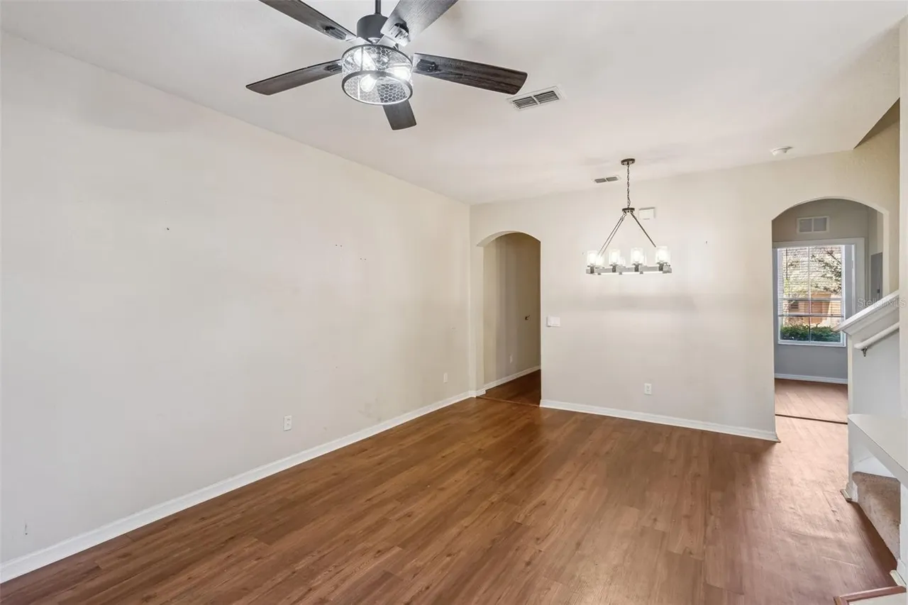 Slide show image of the Orlando Florida Home for Sale 04