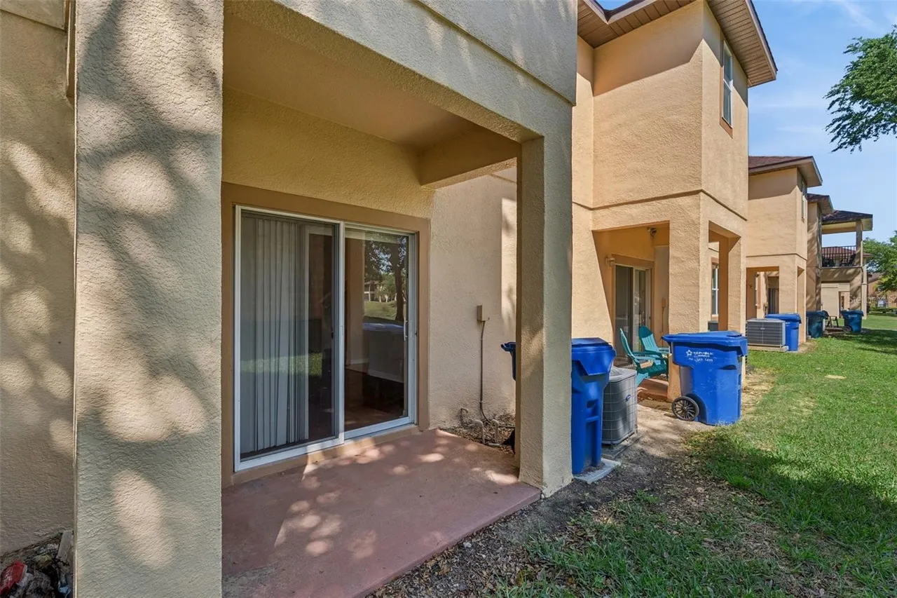 Slide show image of the Orlando Florida Home for Sale 19