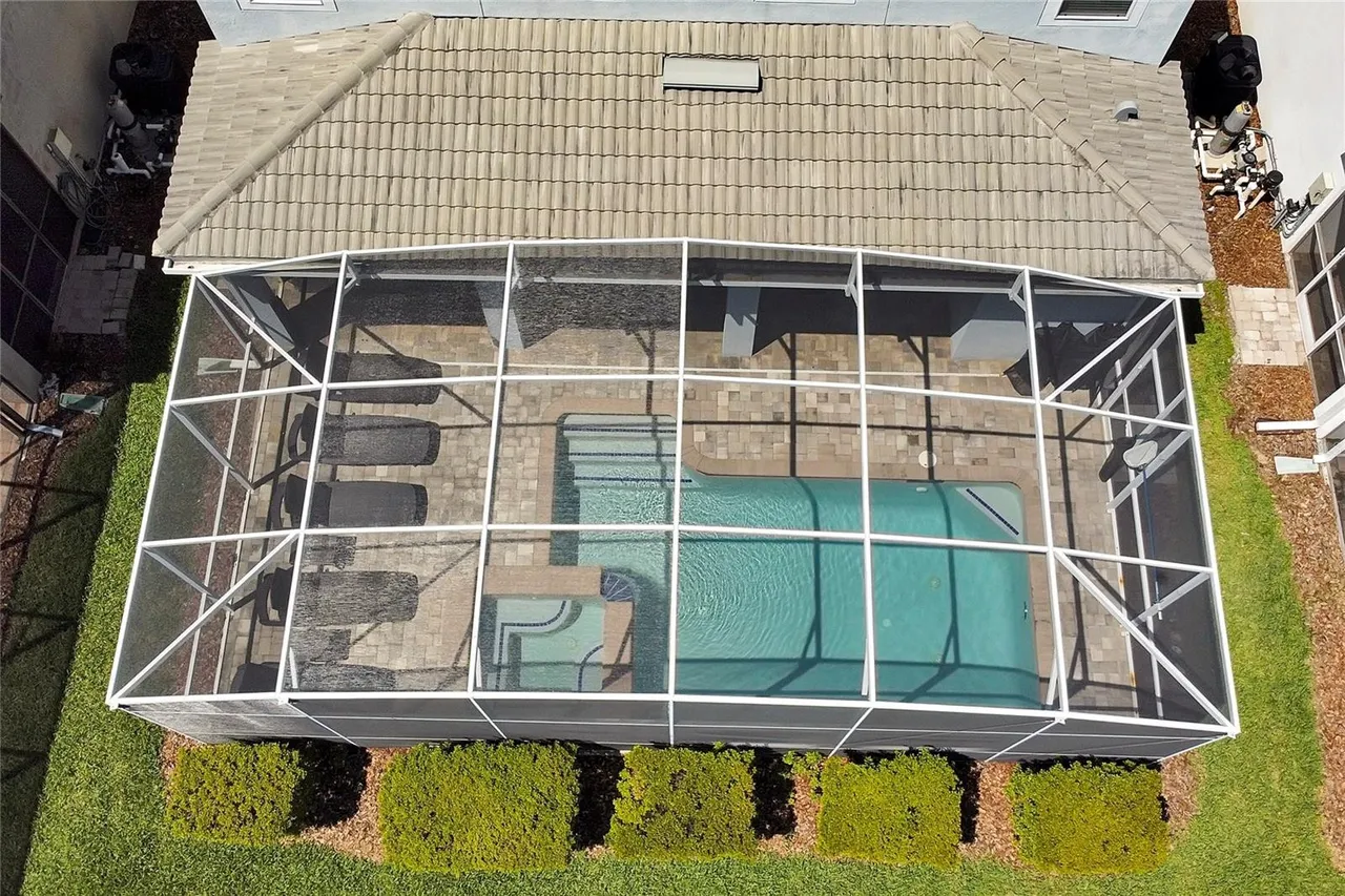 Slide show image of the Orlando Florida Home for Sale 52