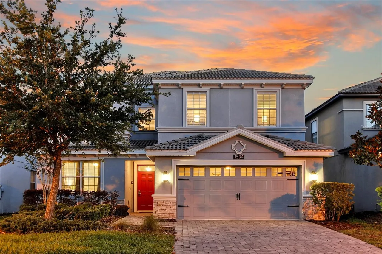 Slide show image of the Orlando Florida Home for Sale 53
