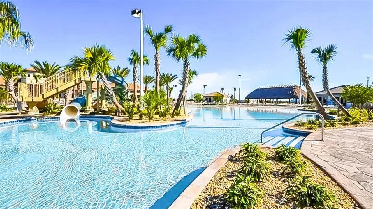 Slide show image of the Orlando Florida Home for Sale 62