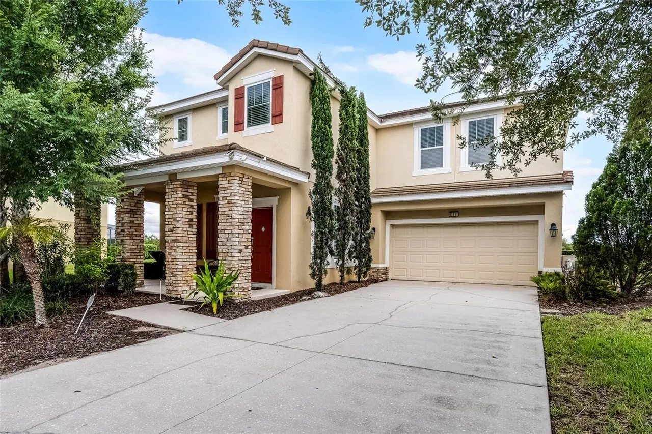Slide show image of the Orlando Florida Home for Sale 02