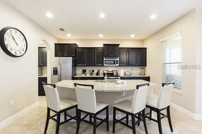 Slide show image of the Orlando Florida Home for Sale 05