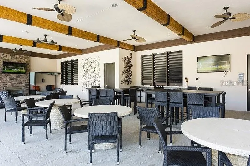 Slide show image of the Orlando Florida Home for Sale 49