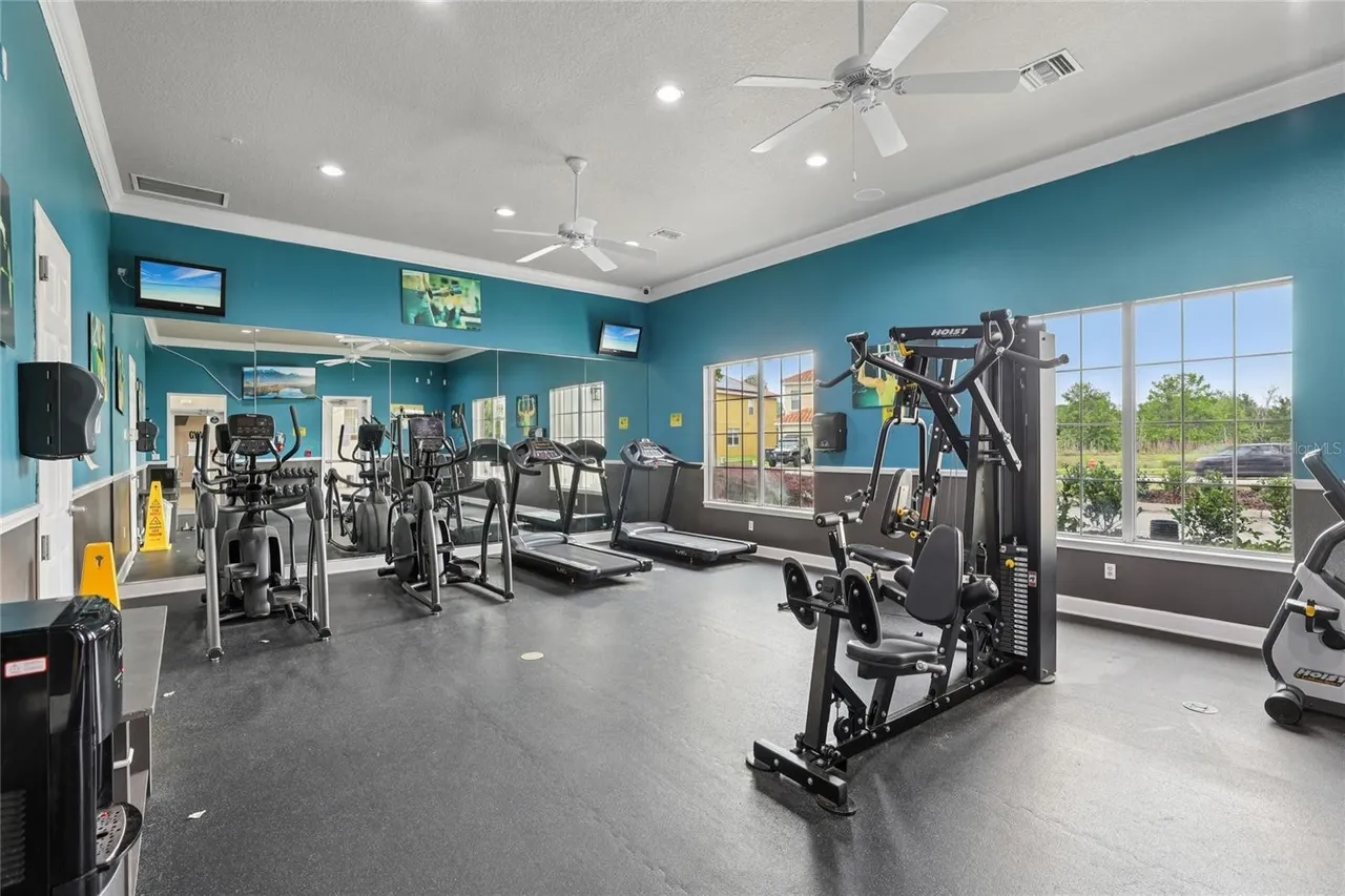 Slide show image of the Orlando Florida Home for Sale 31