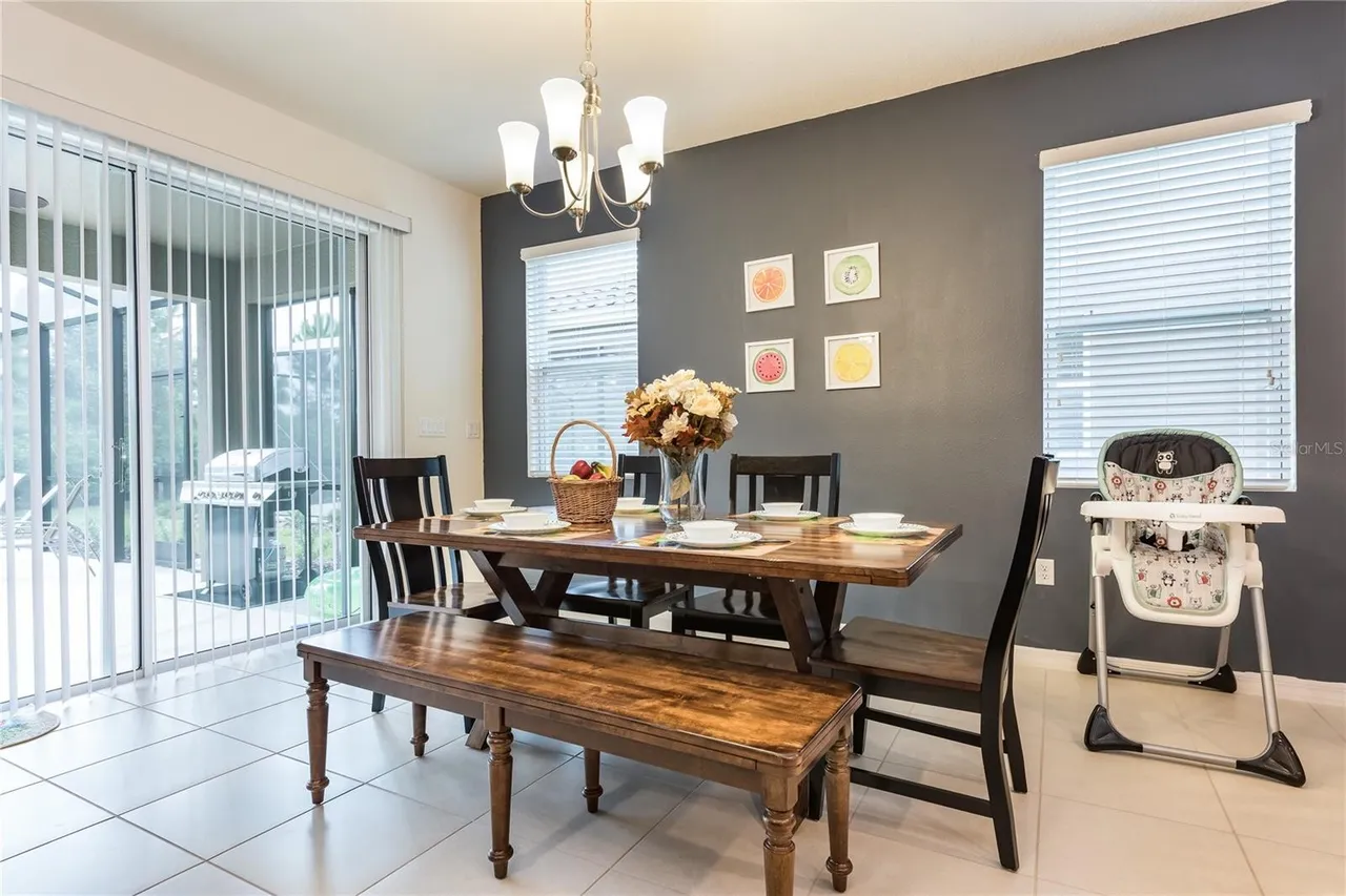 Slide show image of the Orlando Florida Home for Sale 04
