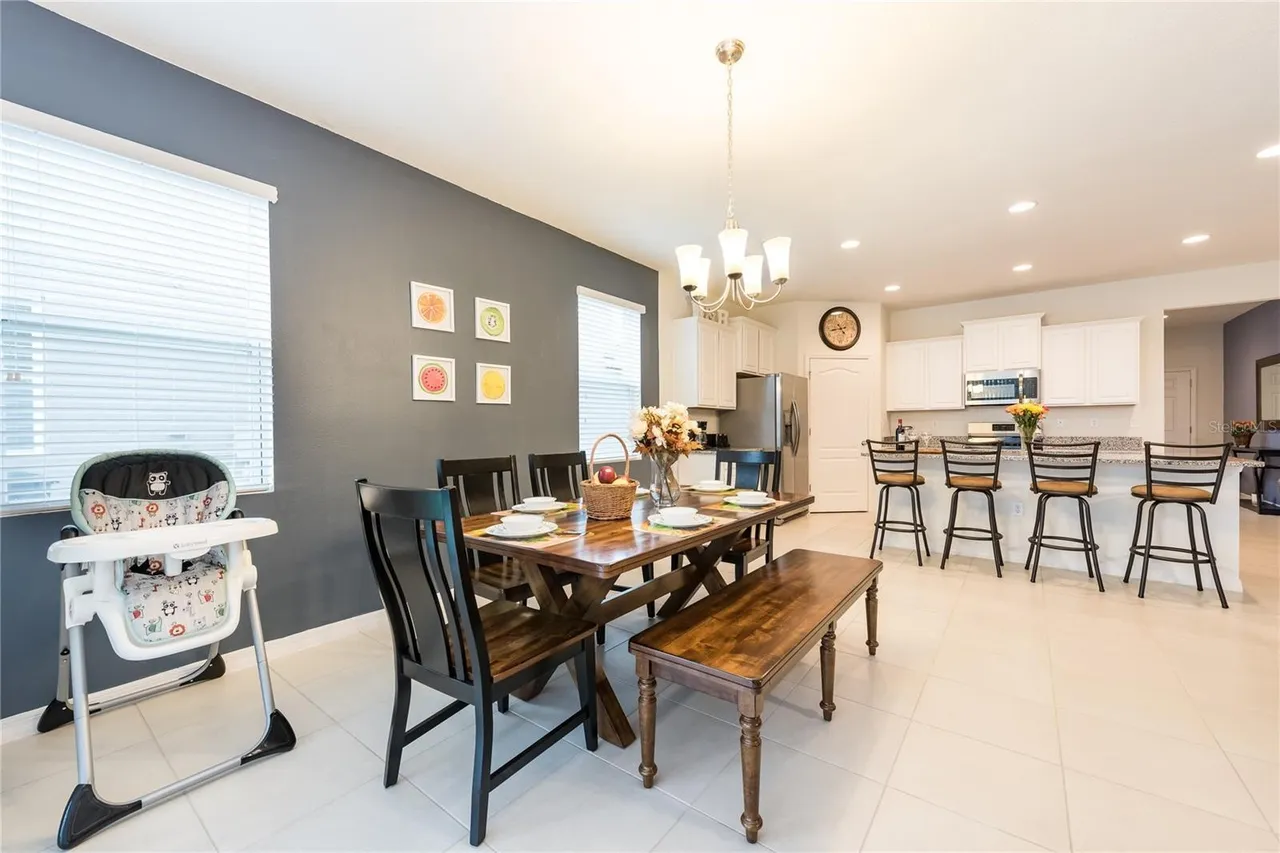 Slide show image of the Orlando Florida Home for Sale 05
