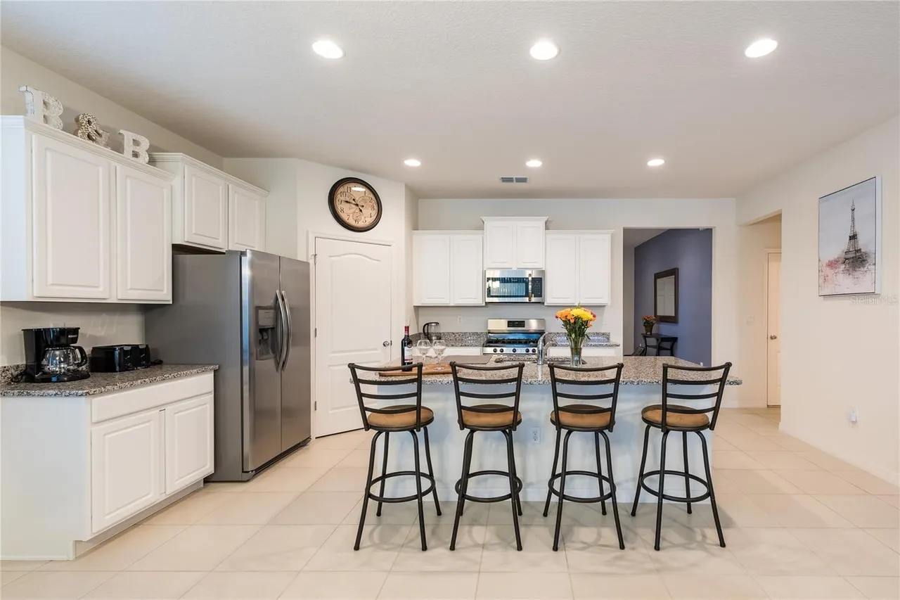 Slide show image of the Orlando Florida Home for Sale 06