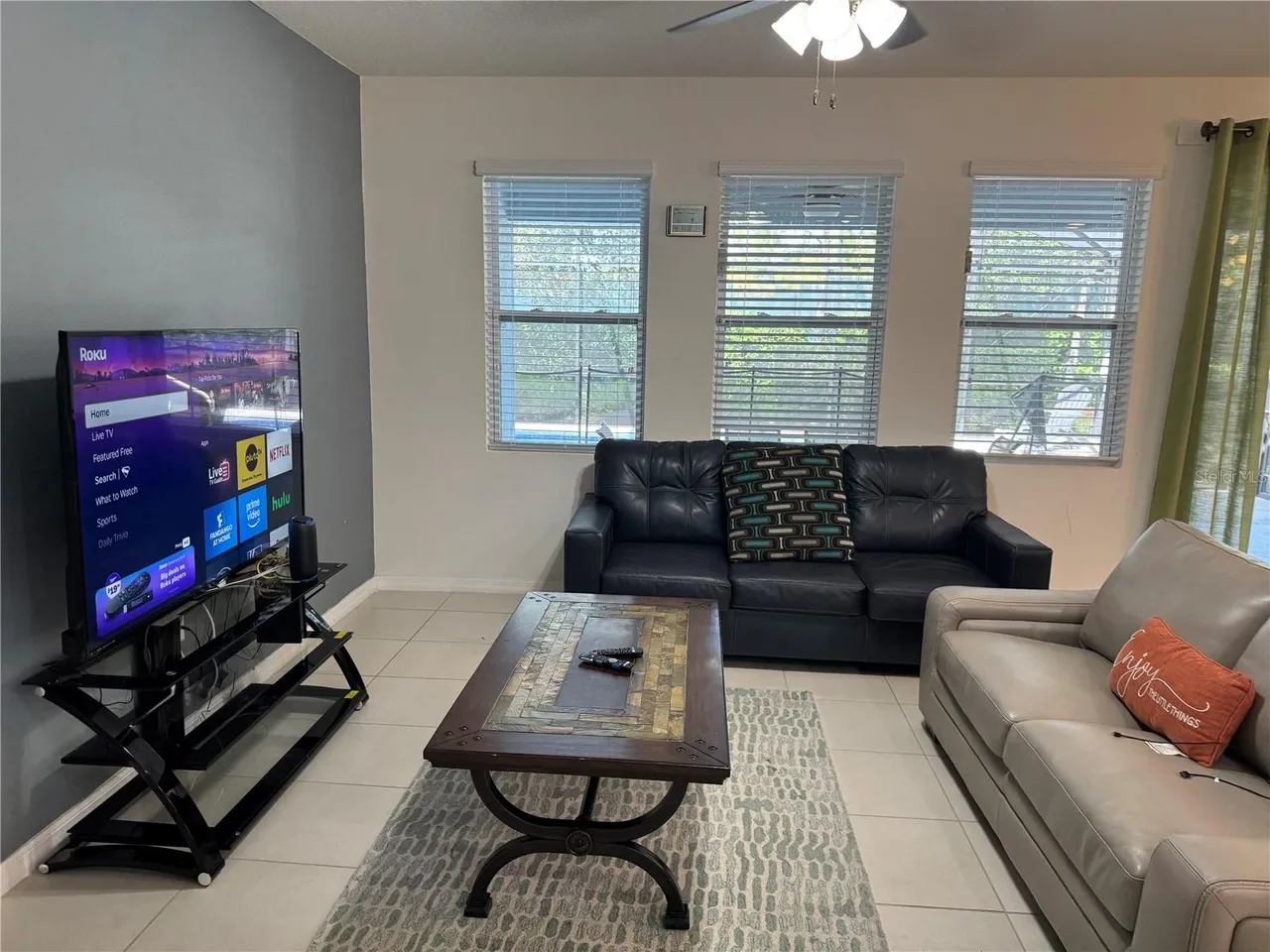 Slide show image of the Orlando Florida Home for Sale 14