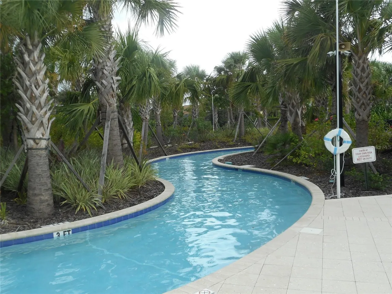 Slide show image of the Orlando Florida Home for Sale 60