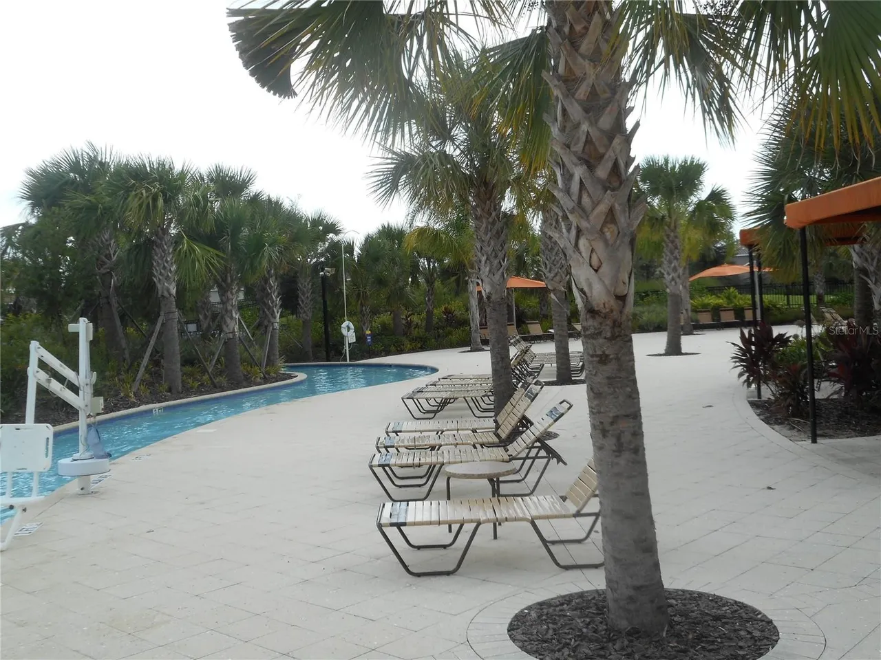 Slide show image of the Orlando Florida Home for Sale 65