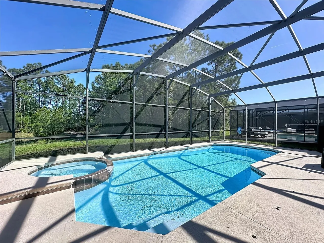 Slide show image of the Orlando Florida Home for Sale 28