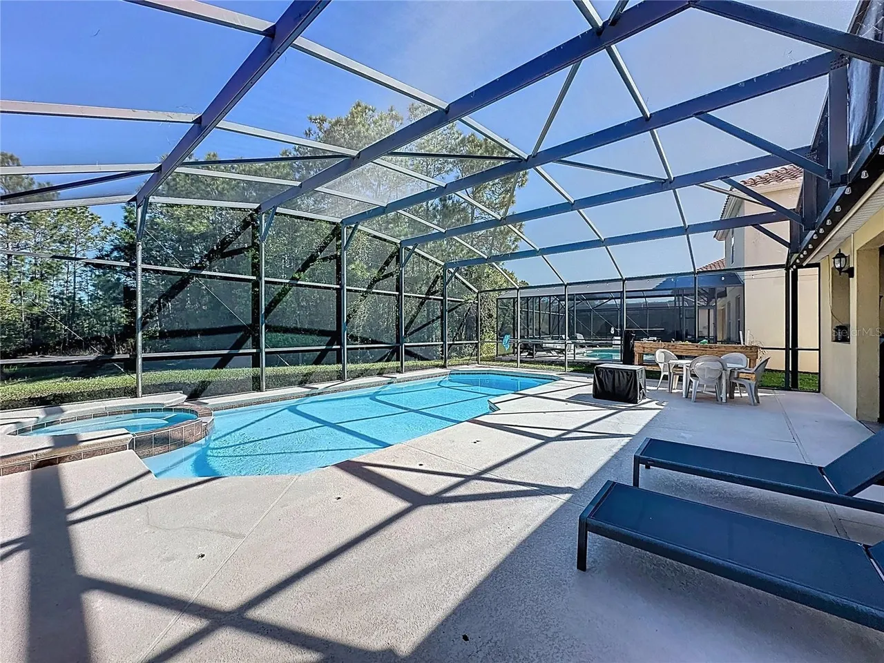Slide show image of the Orlando Florida Home for Sale 30