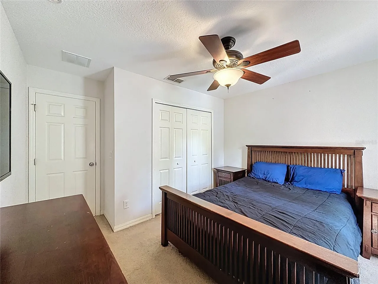 Slide show image of the Orlando Florida Home for Sale 57
