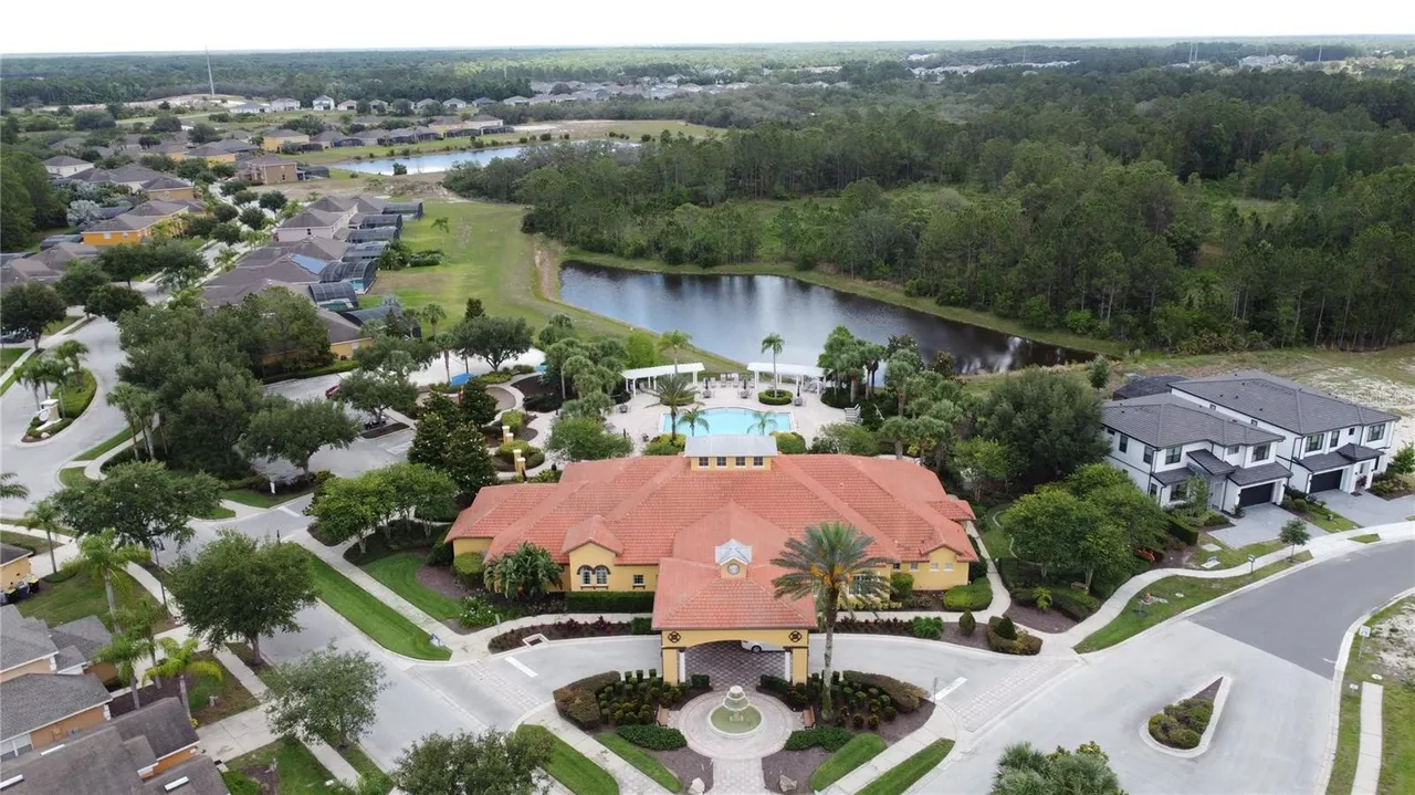 Slide show image of the Orlando Florida Home for Sale 72
