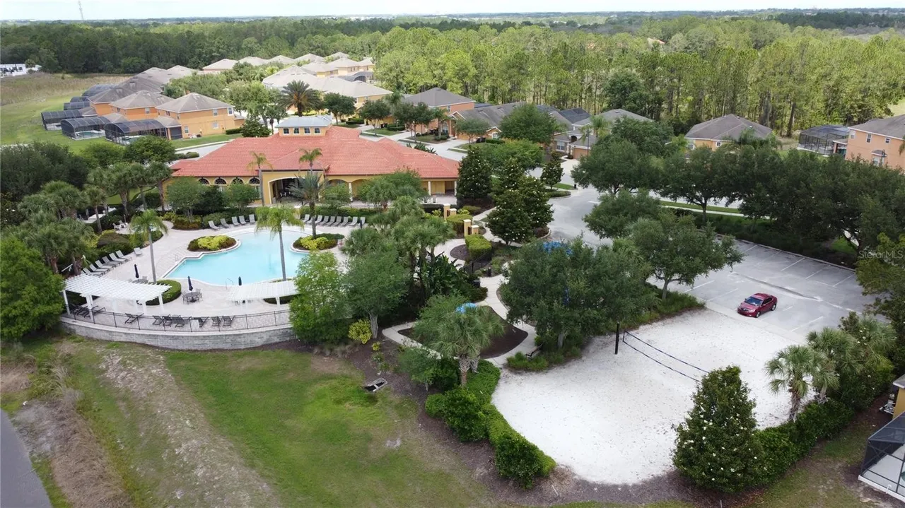 Slide show image of the Orlando Florida Home for Sale 77