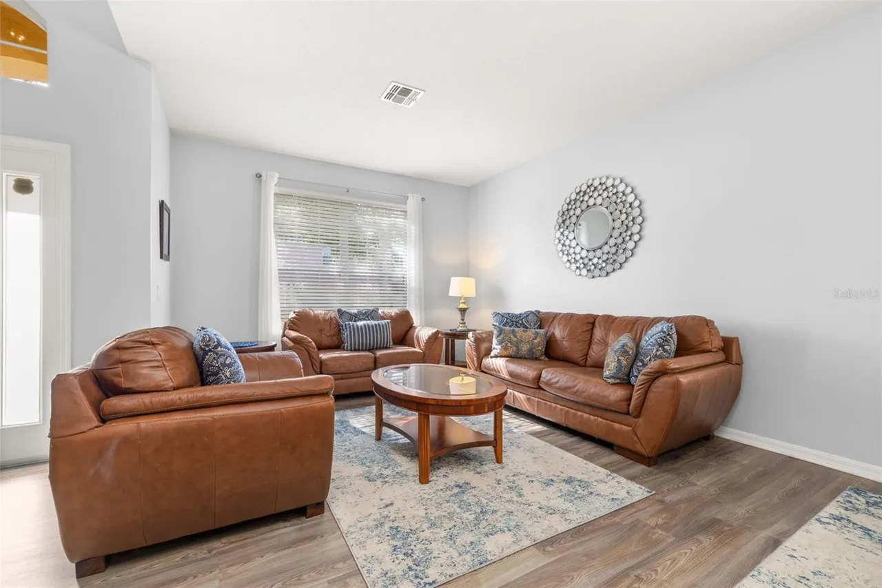 Slide show image of the Orlando Florida Home for Sale 08