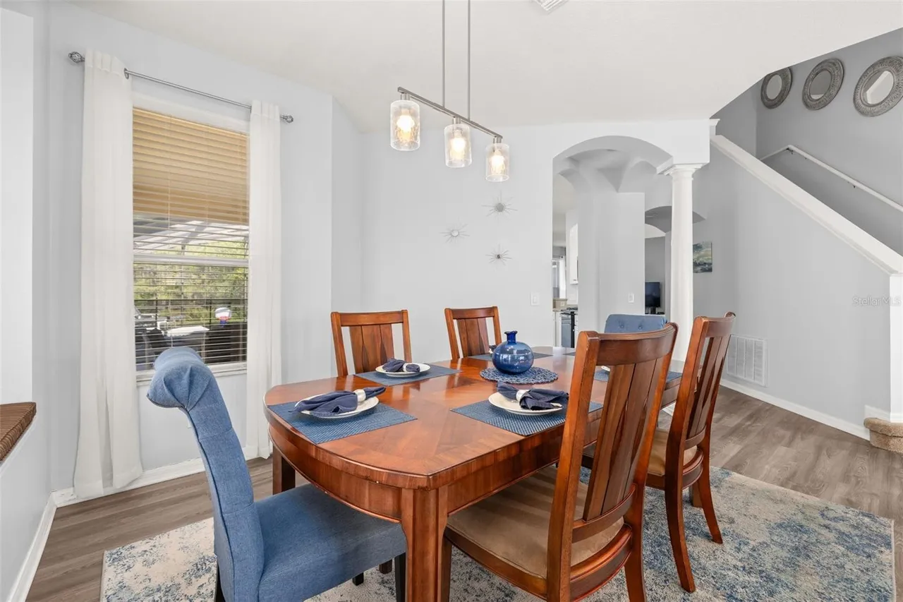 Slide show image of the Orlando Florida Home for Sale 12