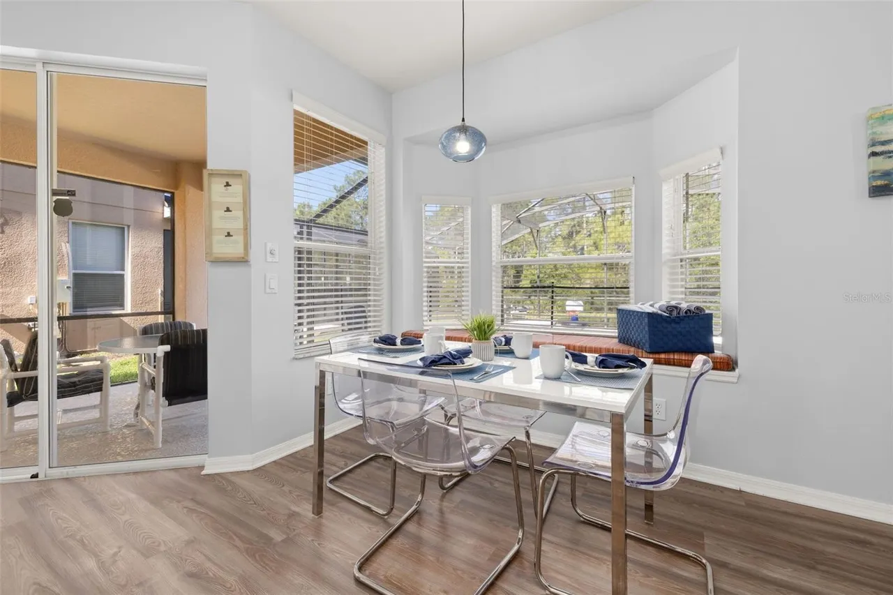 Slide show image of the Orlando Florida Home for Sale 20