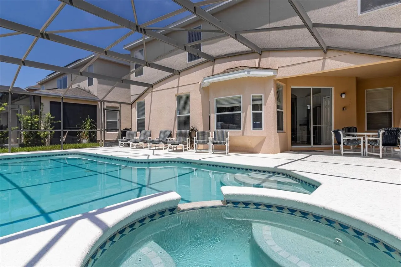 Slide show image of the Orlando Florida Home for Sale 57