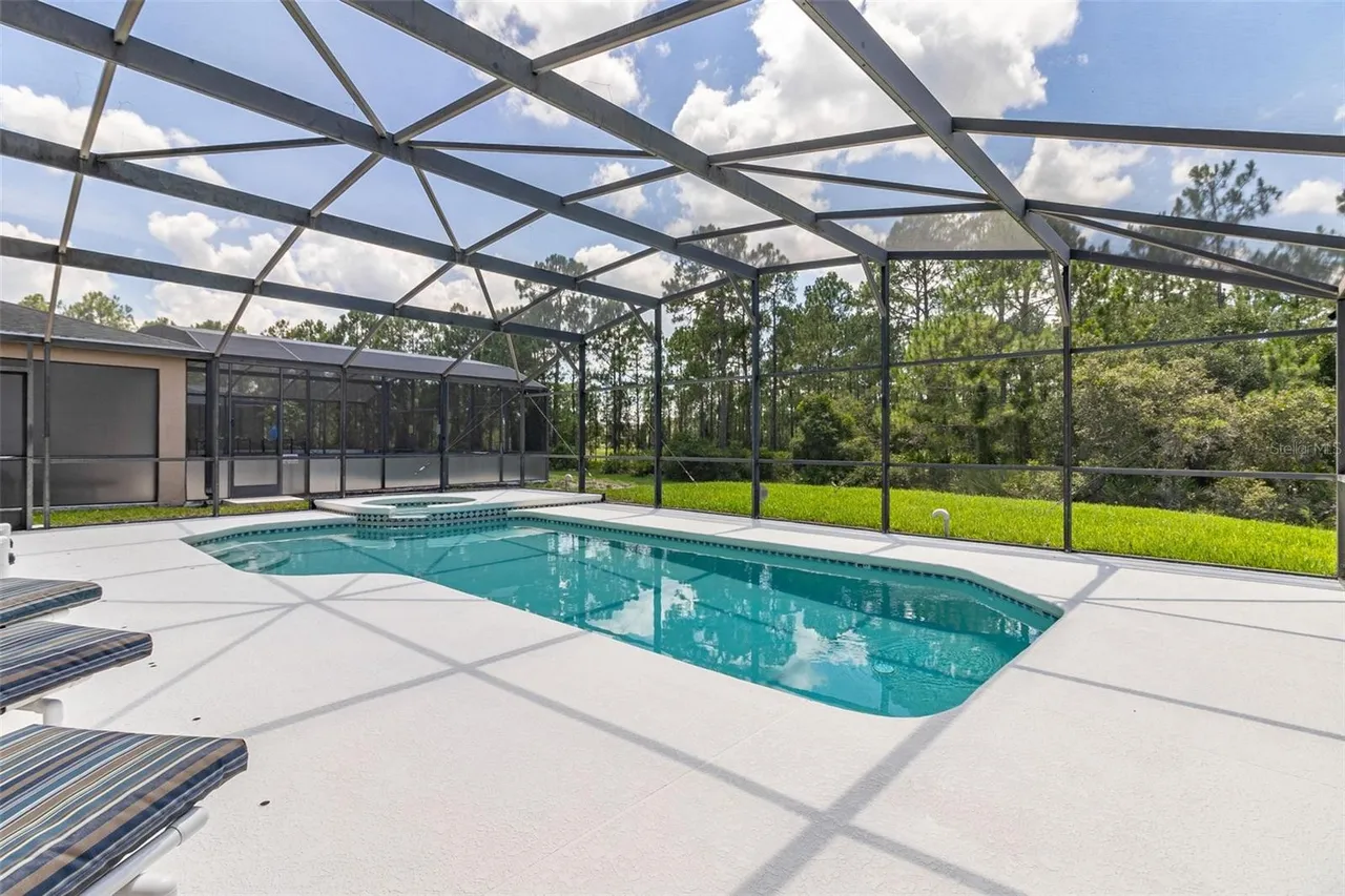 Slide show image of the Orlando Florida Home for Sale 62