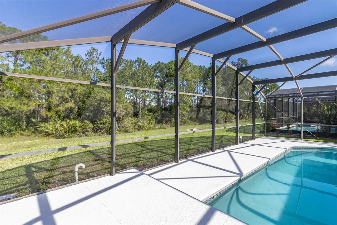 Slide show image of the Orlando Florida Home for Sale 63