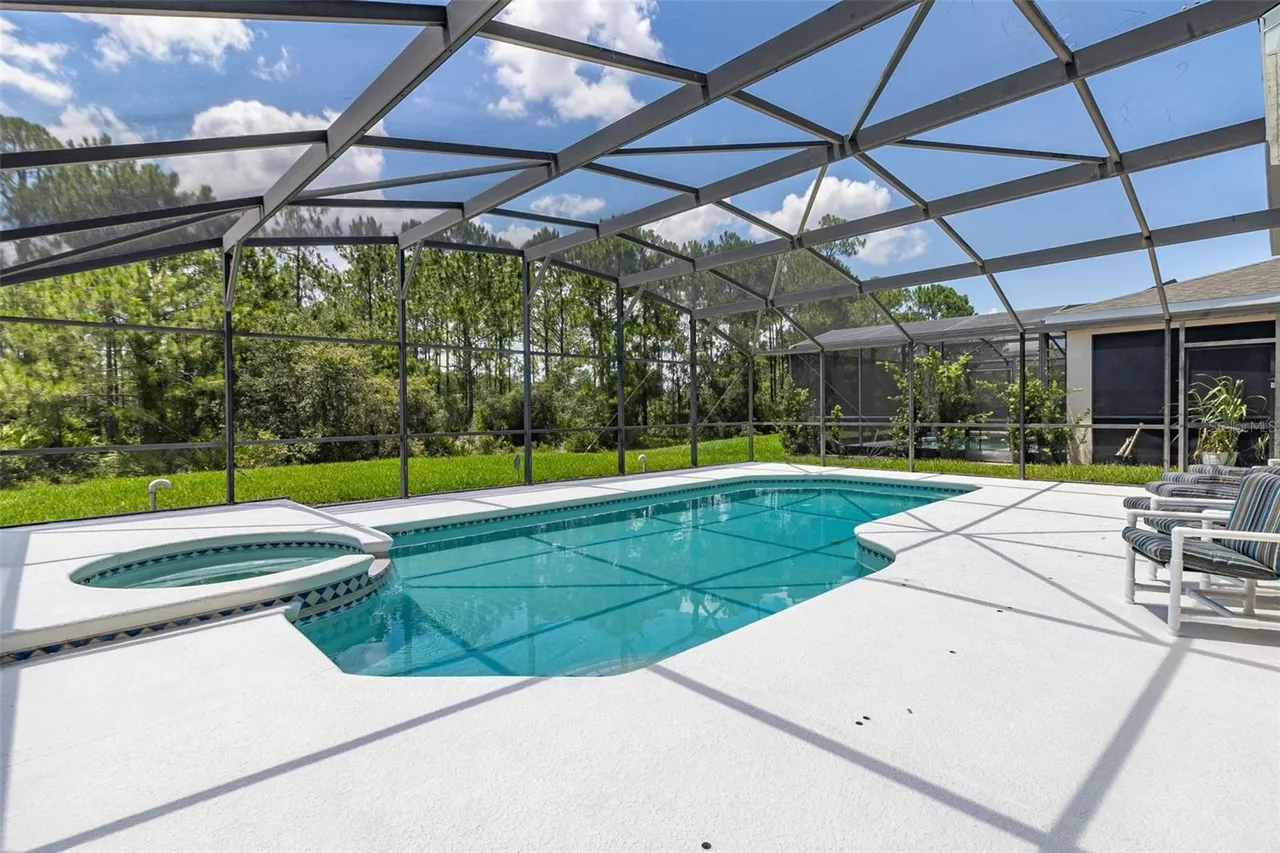 Slide show image of the Orlando Florida Home for Sale 65