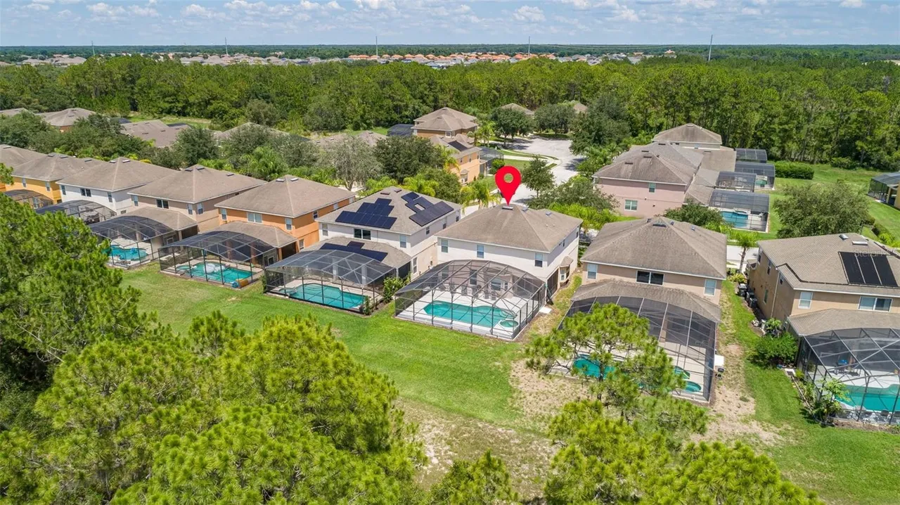 Slide show image of the Orlando Florida Home for Sale 69