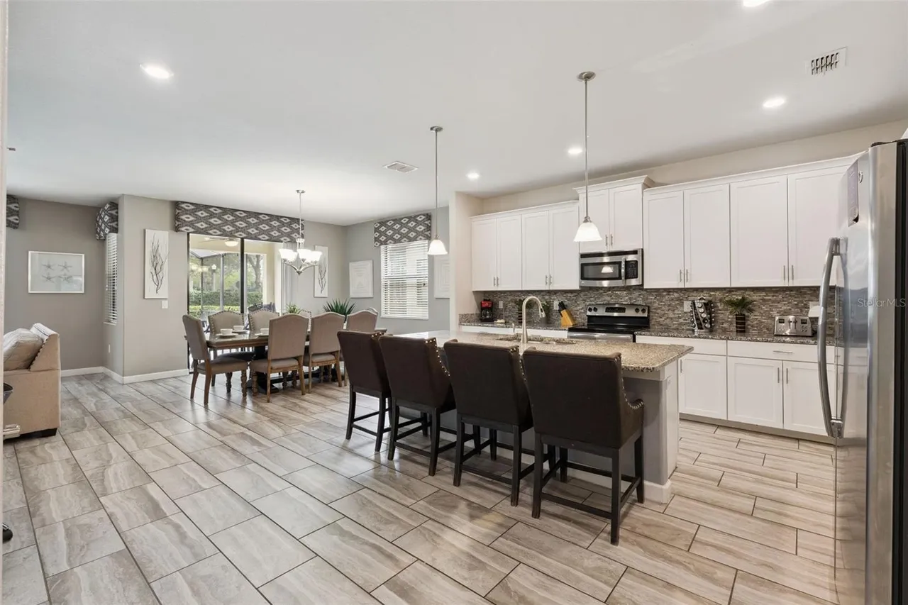 Slide show image of the Orlando Florida Home for Sale 06